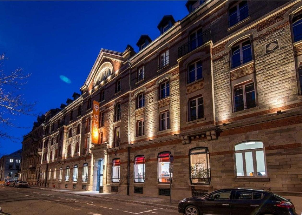 Ciarus Hostel *